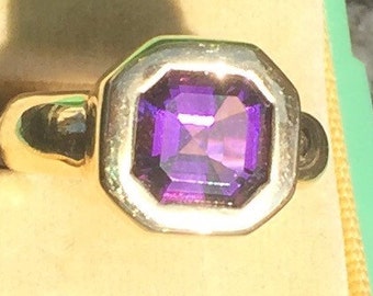 Beautiful Amethyst in 14k Gold Bevel setting size 5