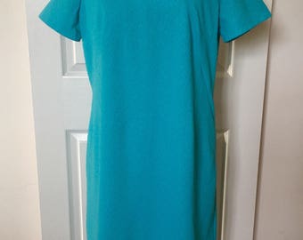 Vintage 1960s Blue MOD Keyhole Shift Dress - medium