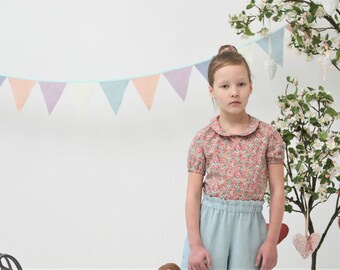Girls Peter Pan collar top Girls blouse Toddler girls summer top Liberty of London blouse Girls summer clothes Floral top Girls clothes