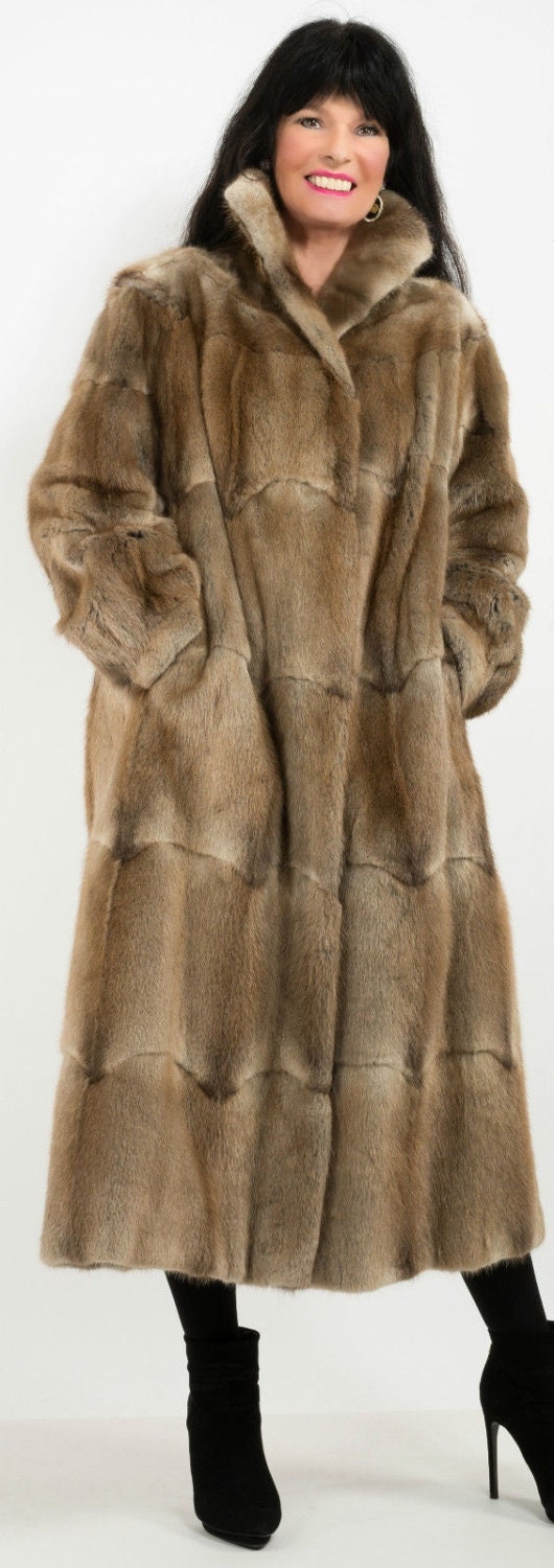 1940s Muskrat Fur Coat Soft Shiny