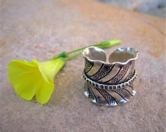 Silver ring. Ethnic Jewellery. Hill Tribe Silver Jewellery. 925 Silver ring. Silver jewelry. Ethnic ring. Ethnic silver jewelry.