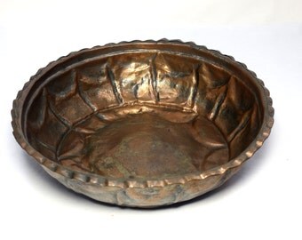 Antique - Vintage Copper Turkish bath bowl, Turkish Hamam bowl, Bathroom decor, Soap dish. Embossed motives, Turkish Handmade copper bowl