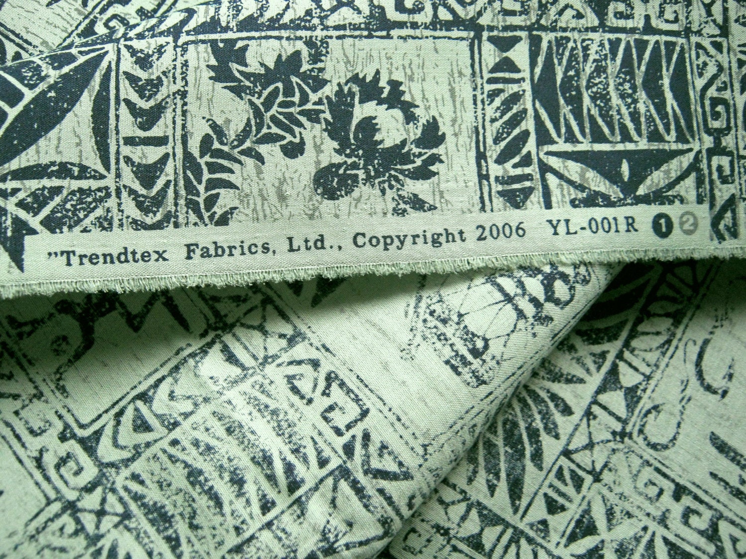 Trendtex Fabrics Green Batik YL001R*Tribal Hawaiian Fabric*Cotton