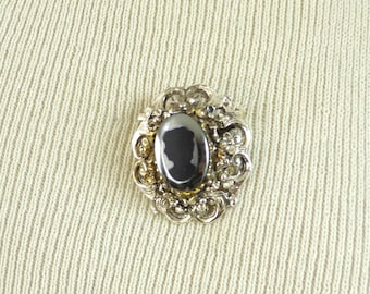 cameo brooch, silver & gold metal victorian style brooch, woman silhouette70s vintage pin, 1970s vintage brooch, costume jewelry, jewellery
