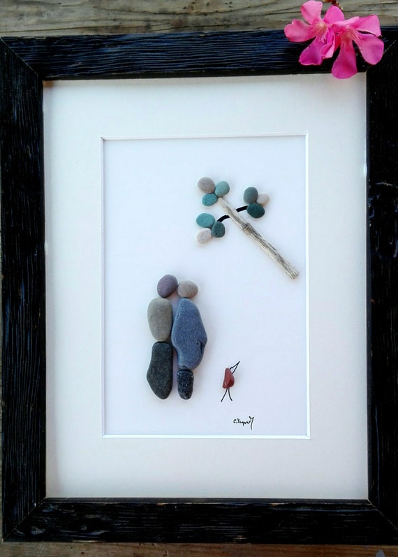 Pebble art couple new Couple pebble art love pebble art