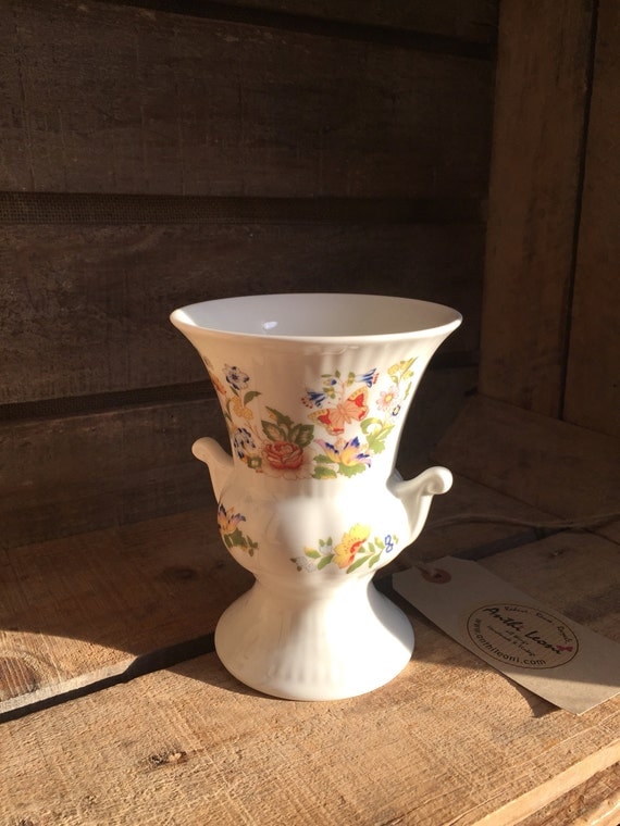 Small Vintage Vase - Aynsley Fine Bone China Cottage Garden - Portrayal of the Flora of an English Garden - Bud Vase - Single Flower Pot