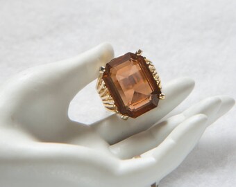 Emerald Cut Topaz Ring Large Glass Size 8 Vintage Retro Estate Sale Jewelry w/ Box Gold Tone 1980s
