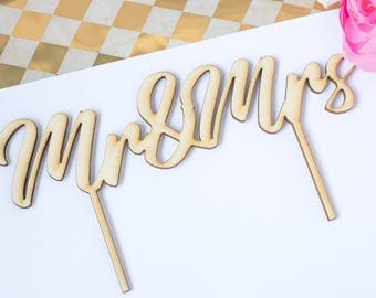Mr Mrs Cake Topper Wedding Cake Topper Rustic Cake Topper Wooden Cake toppers Wedding Cake Country Wedding bridal shower topper