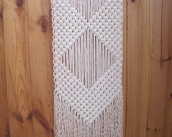 Macrame wall hanging Simple macrame Wall art Wall decor Textile hanging Modern macrame Weaving Woven wall hanging Boho Bohemian wall decor