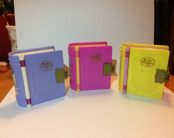 Polly Pocket Bundle buy x32 items 1989-1999 Travel, Pollyville, Hair Sets, etc. Message me for more pictures