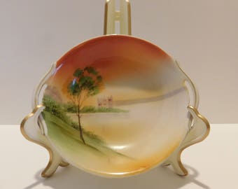 Vintage Hand Painted gold rim Bowl Serving Candy Dish Meito China Made In Japan Double Handled Bowl Sunset Colors Asian Porcelain Landscape