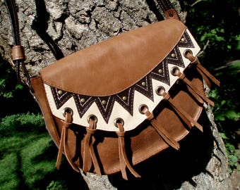 Women Small crossbody bag leather messenger bag hippie cross body purse handmade brown leather everyday cross body boho leather shoulder bag