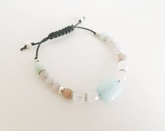 Bracelet ajustable avec billes en pierre d'Agate, pierre de Jade et quartz rose.