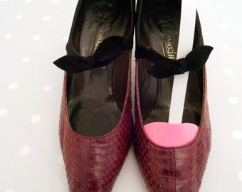 beautiful 50s stiletto heel pumps purple