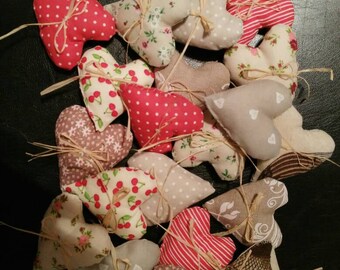 Set of hearts,20 fabric hearts, heart ornaments, heart decoration, 20 cuoricini di tessuto, ornamento cuori, cuori imbottiti