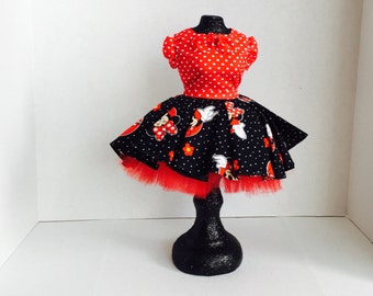 Small mannequin