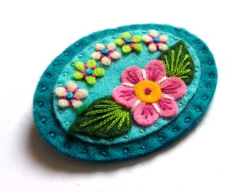 Sweetheart felt brooch pin with freeform embroidery
