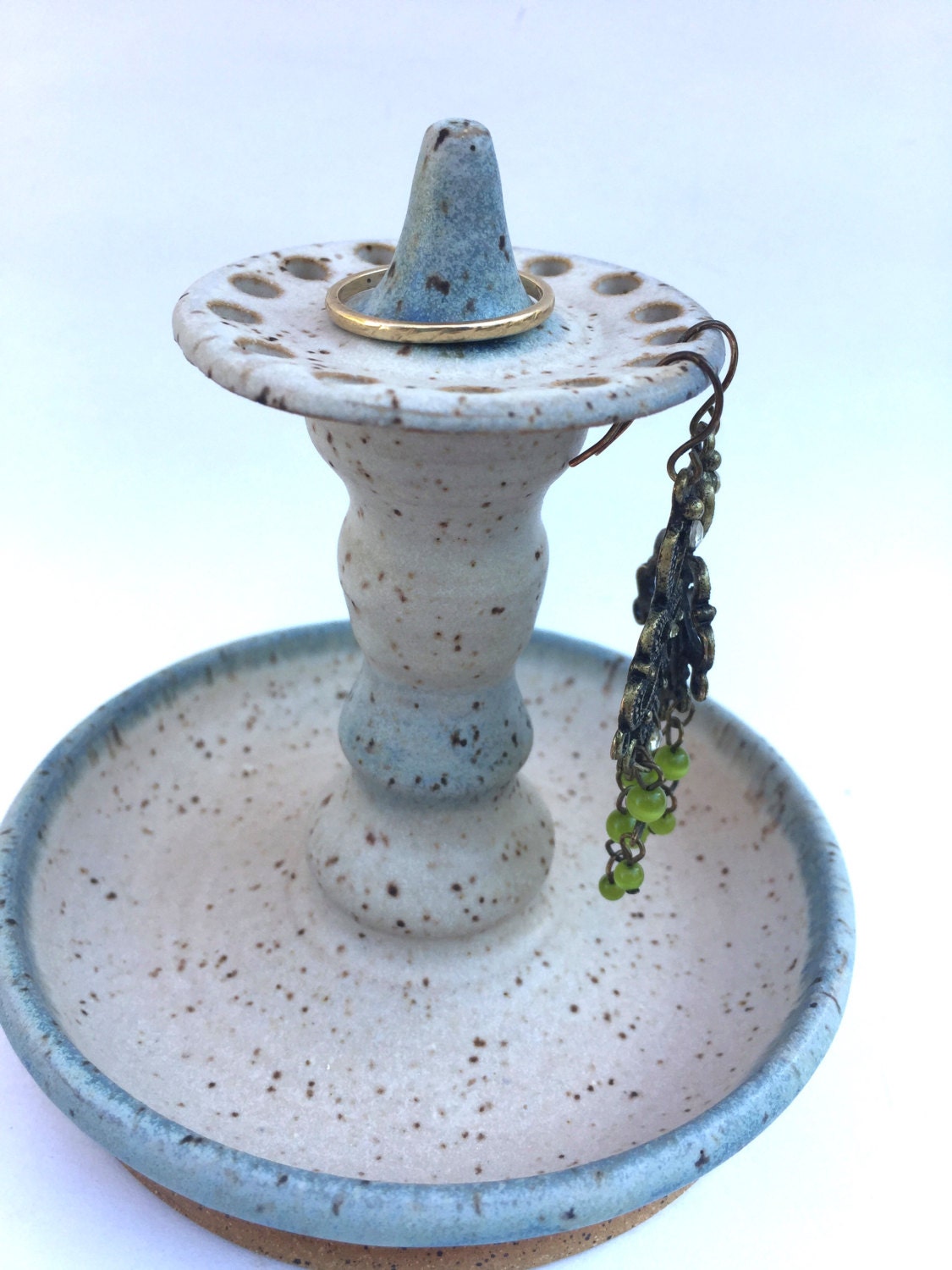 Jewelry tower earring bowl in Matt Cream and by bridgespottery