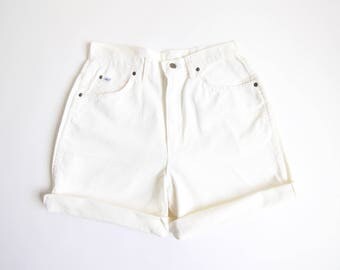 VINTAGE White Denim Shorts Chic Jeans