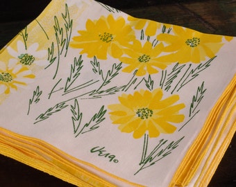 Vintage Vera Neumann Daisy Napkins, Ombre Yellow, Set of 6