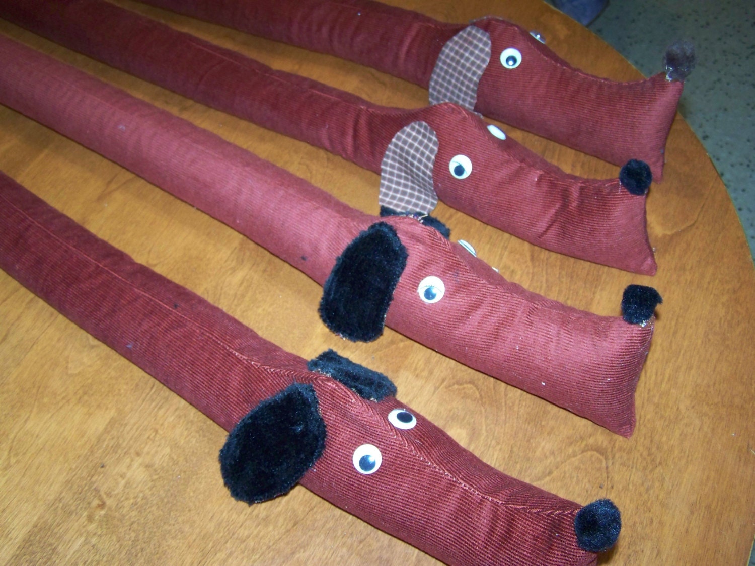 Dog draft stopper wind blocker dachshund 38