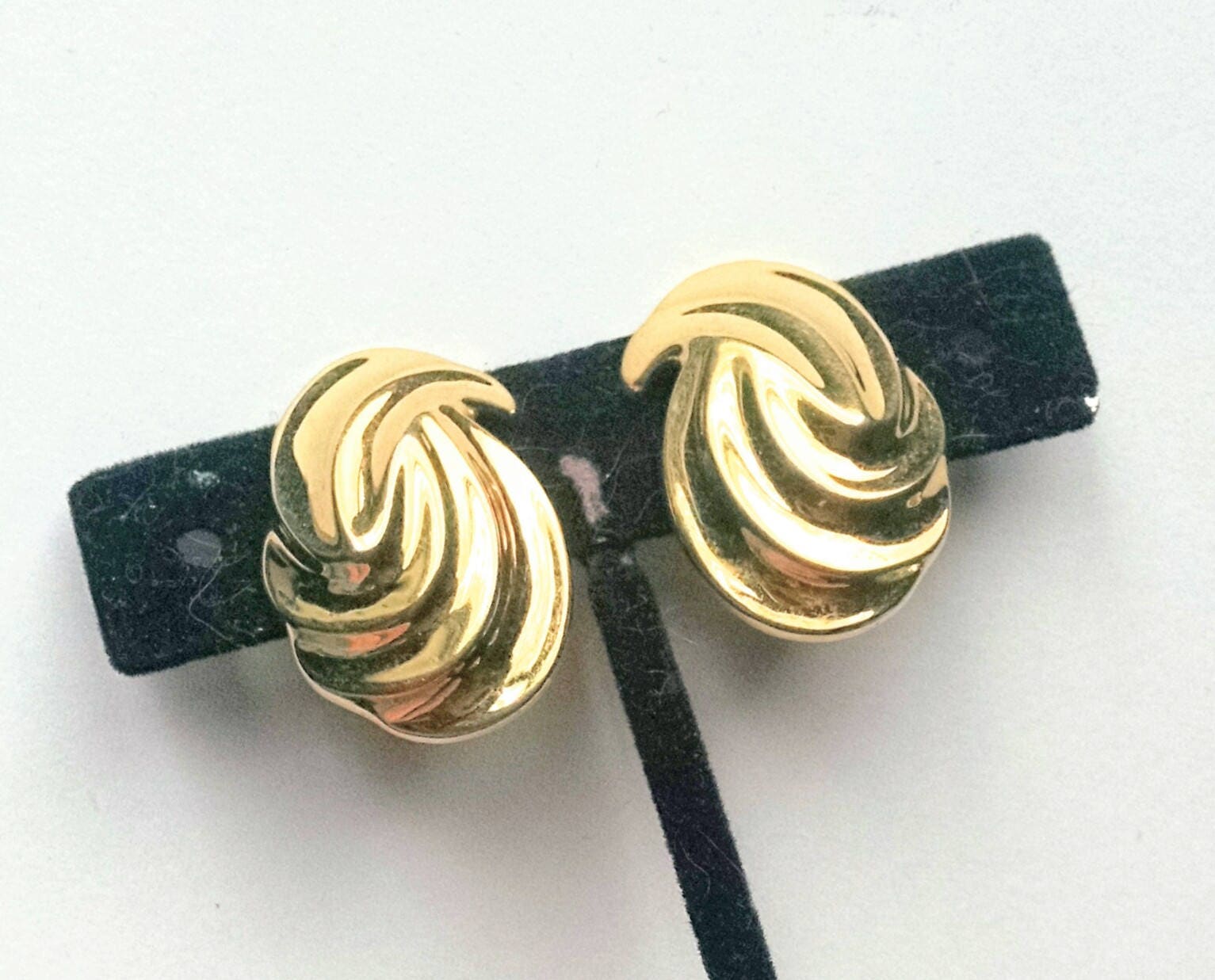 Vintage Earrings Monet Gold Tone Swirl Bridal Party Jewelry Jewellery ...