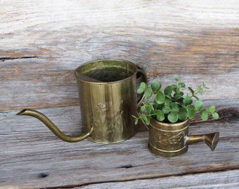 2 Brass Watering Cans Small and Minature Decorative Watering Cans Brass Planter Farmhouse chic Garden Decor