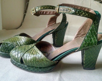 Green Snakeskin 40s Platform Peeptoe Heels Ankle Pinup