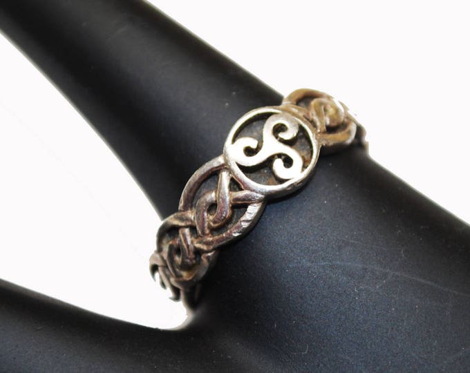 Sterling Celtic Ring - Size 11 - Irish Knot Sterling band ring