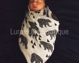 Bear Swaddle Blanket/Baby bear blanket/Baby shower gift/Baby boy gift/ Baby boy Swaddle/Newborn baby swaddle/Muslin swaddle/Baby boy blanket