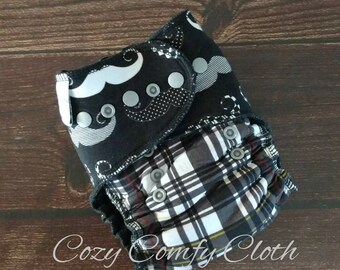 Petite Cloth diaper, Windpro Hybrid, Cloth Nappy, Cloth Diaper, One Size Diaper, Baby shower, Eco Friendly Cloth Diaper