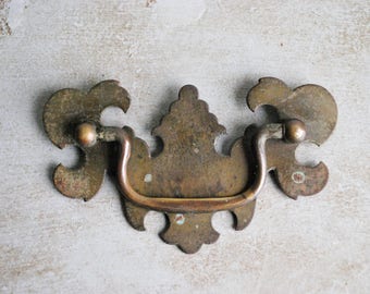 Old Metal Chippendale Style Furniture Drawer Pull Handle English European French Cottage Eclectic Victorian Decor Accessory