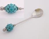 Jelly, caviar spoon featu...