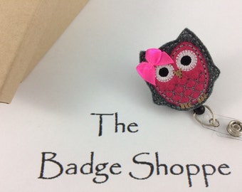 Charcoal Gray and Pink Owl with Bow Made of Felt on a Retractable ID Badge Holder/Nursing Graduation/Nursing Gifts/Felt Badge/Badge Reels/RN