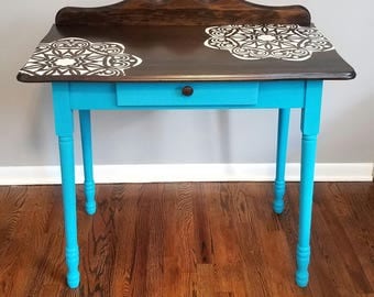 Little Teal Table
