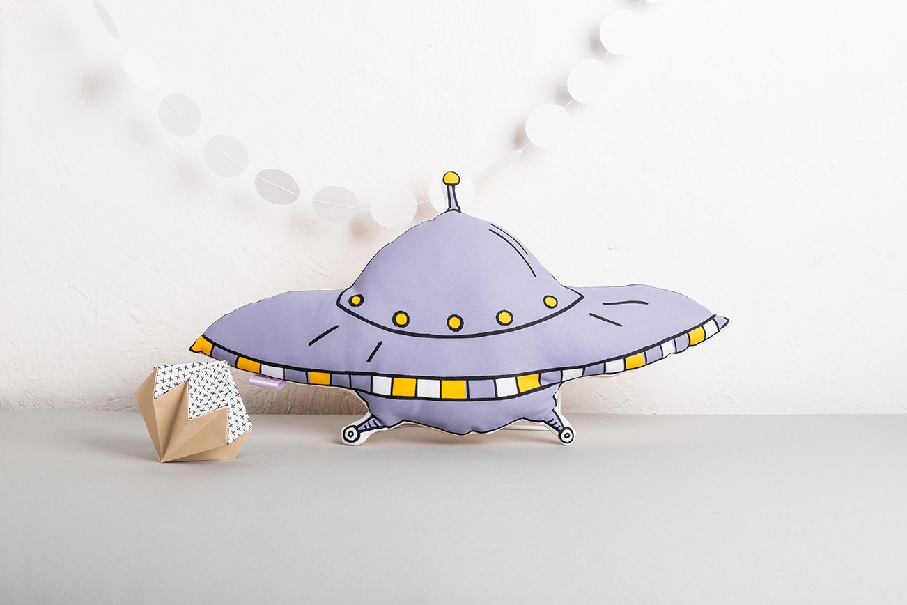 plush ufo