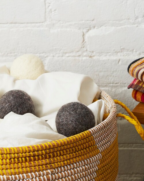 How to Make EcoFriendly Dryer Balls