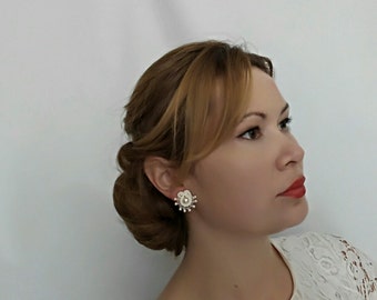 Bridal Earrings Studs, Wedding Earrings Studs, Pearl Stud Earrings, Chic Pearl Earrings, Bridal Stud Earrings, Pearl Studs, Bridal Jewelry