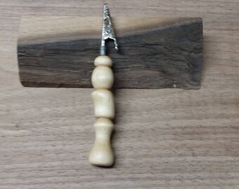 Maple Roach Clip