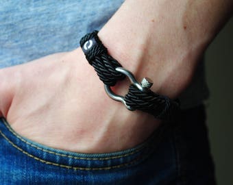 Black Cord Bracelet, Black Mens Bracelet, Bracelet for Men, Black Rope Bracelet, Boyfriend Gift, Shackle Bracelet, Men Bracelet