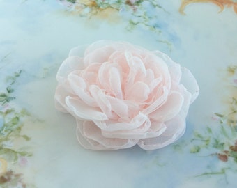 Blush Pink Flower Hair Clip,Blush Fascinator,Pale Pink Fascinator,Blush Brooch PIn,Bridal Headpiece,Wedding Hair Piece,hair accessory