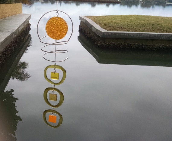 Glass Wind Chime. Suncatcher Windchime Yard art Patio