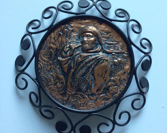 Wall décor copper plate and entourage metal