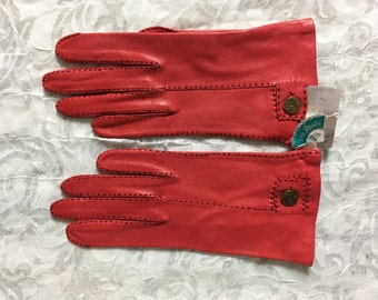 CLASSIC RED vintage size 7 1/2 kid soft leather gloves 1950's 50s New Old Stock