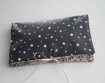 Cover 3-in-1 black and beige stars: range layers, protects health book and mini-matelas changing