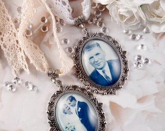 Custom Wedding Bouquet Photo charm, Bridal Bouquet photo charm, Memorial bouquet charm, Bouquet pendant charm, Bouquet Brooch, Memory Charm.