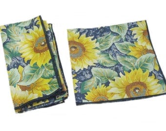 Vintage Sunflower Cloth Napkins, Table Napkins, Set of 9, Table Linens 17 by 17
