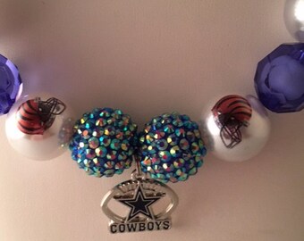 Dallas Cowboys Chunky bubblegum Beaded Necklace with Cowboys Pendant