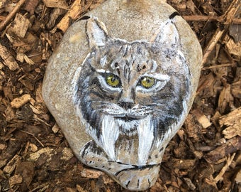 Lynx, Animal Totem, Pebble Art, Home Decor, Alternative, Unique gift, Paperweights, Big Cats, Gift for him, Gift for her, Christmas Gift