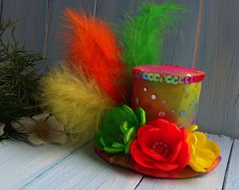 Mini Top Hat Mad Hatter Tea Party Hat Alice in Wonderland Hat Facsinator Baby Mini Hat Red Mini Hat Green Top Hat Victorian Top Hat Headband